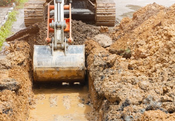 Water Line Digging in Fairhope